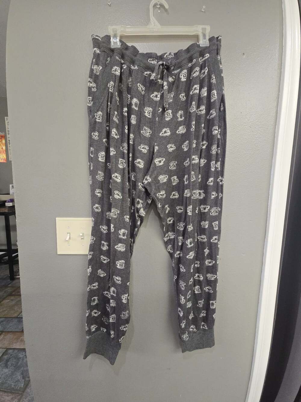 Joyspun Coffee Mug Pajama Jogger Pants Size 2X (18W-20W) Gray